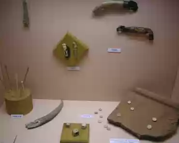 116 Knives.