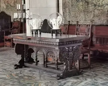 IMG_20210829_173116 Council chamber, with original decor from the de Broglie era.