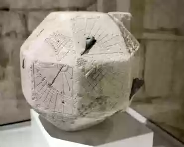 P1110074 Gnomon, an astronomical instrument that measures the height of the sun. Late 17th century.