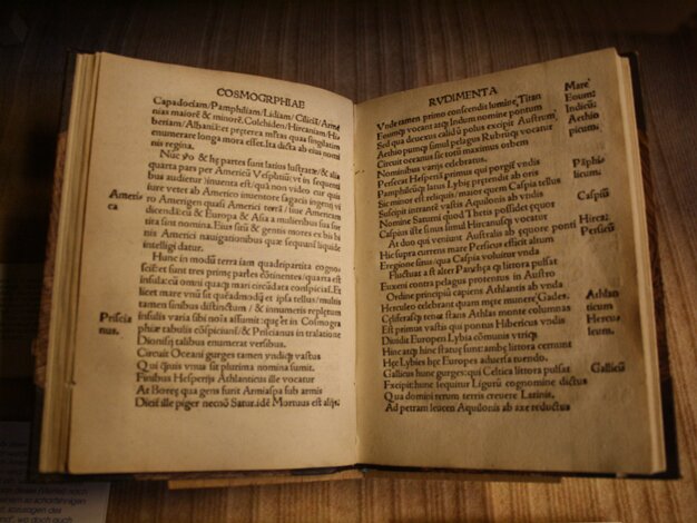 Humanist library