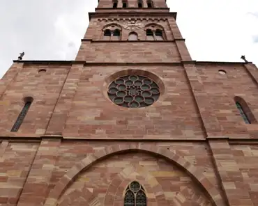 P1130155 Lutheran protestant church of Saint Thomas, facade: 1230-1250; interior: 1260 to 14th century.