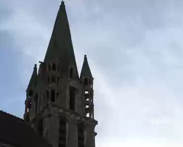 10 Romanesque steeple and fortification.