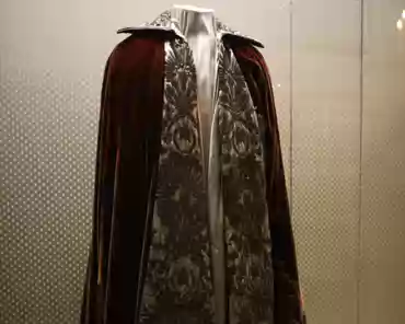 IMG_0627 Coat of Emperor Napoleon, tailored for his second wedding, 1810.