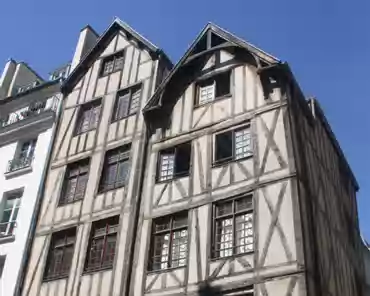 IMG_9497 Rare medieval houses in Paris, before 1508.