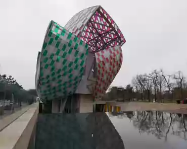 P1000270 Foundation Louis Vuitton, with artistic installation by Daniel Buren.