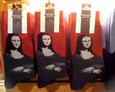 monalisasocks Gift shop: Mona Lisa socks.