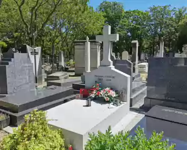 IMG_20210613_143547 Montparnasse cemetery. Tomb of Jacques Chirac, 1932-2019, President of France 1995-2007.