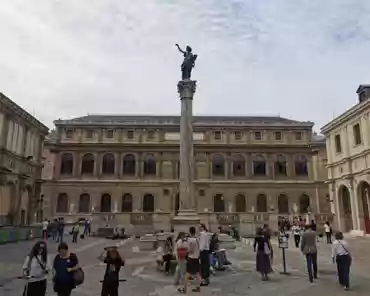 IMG_20230917_151015 Bonaparte square.