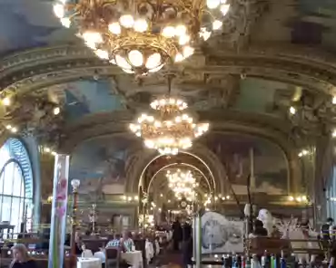 20131222_122935 Le train bleu restaurant.