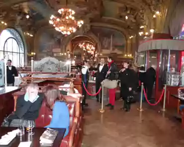 DSC00054 Le train bleu restaurant.