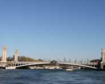 IMG_9886 Alexandre III bridge, built for the 1900 