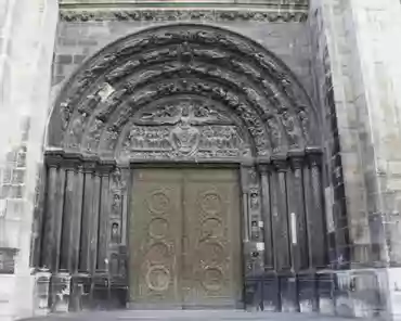 IMG_6668 Main portal on the west facade.
