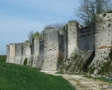 008 Fortified wall.
