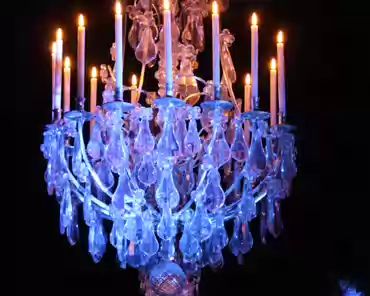 337 Galerie des glaces / mirrors gallery.