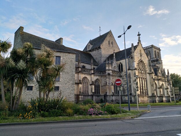 Holy trinity church
