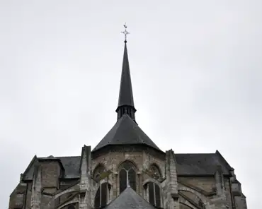 DSC_0075 Saint-Sauveur church: gothic apse.