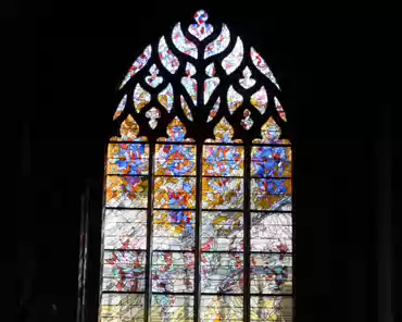 img_0490 The stained glasses were almost all destroyed during World War II and replaced with modern glasses.