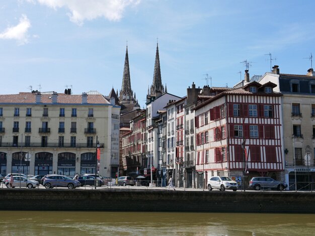 Grand Bayonne