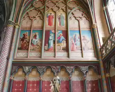 P1120140 Sacred heart chapel.