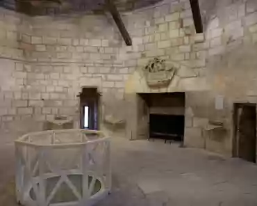 P1000298 Captain's room, where the captain and his family lived.