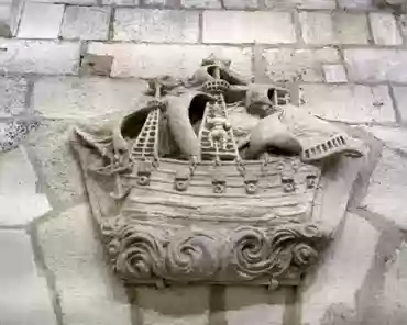 P1000303 Boat also used in the coat of arms of the city.