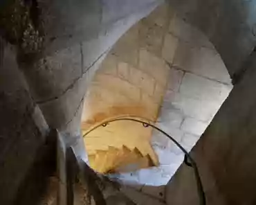 P1000333 Double-helix staircase. The stairs are very steep as a second set of steps run in parallel in the same staircase. People can cross without seeing each other.