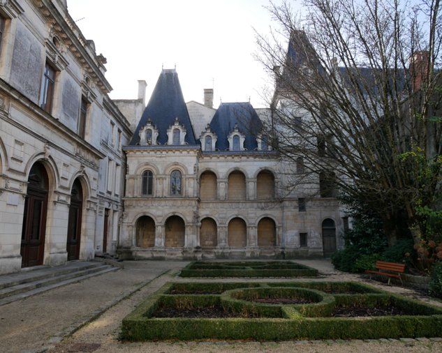 Henri II house