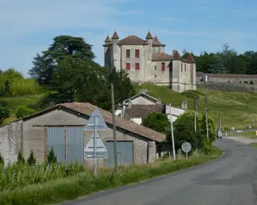 P1040822 Chateau de Monbadon.