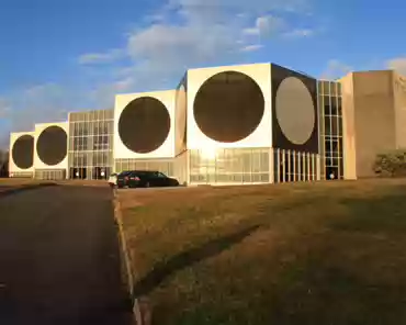 IMG_1238 Vasarely museum, where artworks from Victor Vasarely (1906-1997) are on display. Vasarely is the father of OpArt, Optical Art, which relies on optical tricks.