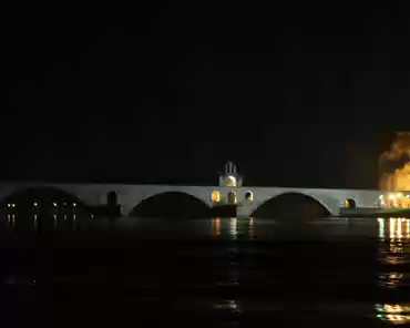 271 Bridge by night. According to a legend, in 1177 a teenager sheperd called Bénéze (the local form for