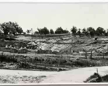 IMG_20211223_152802 Theater in 1929. Before it was excavated, the theater was completely buried and invisible.