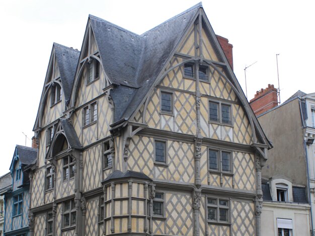 Adam house