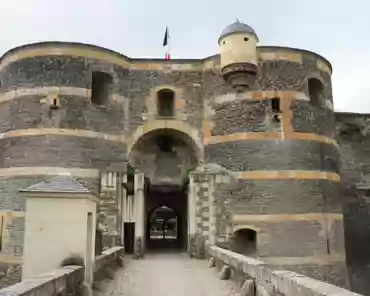 22 Main gate of the castle.