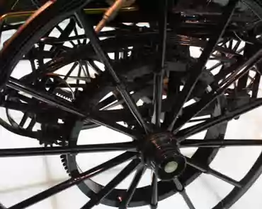 IMG_1575 Daimler motorized carriage, 1886, 1 cylinder, 462 cm3, 1.1 HP, 18 km/h.