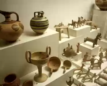 IMG_0086 Mycenean pottery, Salamis, 1300-1150 BC.