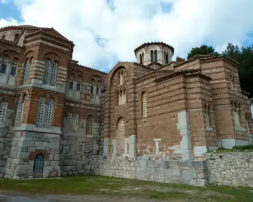 20150215-104823 Katholikon (left) and Agia Panagia church (right).