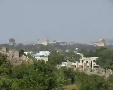 22 Qutub Shahi tombs, 1km from the fort. The seven Qutub Shahi dynasty rulers are burried there. This shia muslim family ruled over Golkonda in the 16th and 17th...