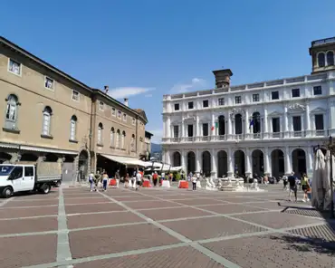 IMG_20220810_121615 Piazza vecchia, mid-15th century.