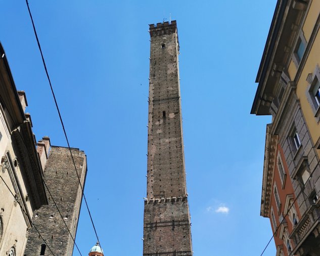 Asinelli tower