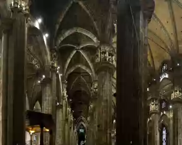 IMG_1407_stitch Central nave (right) and 2 side aisles (left).