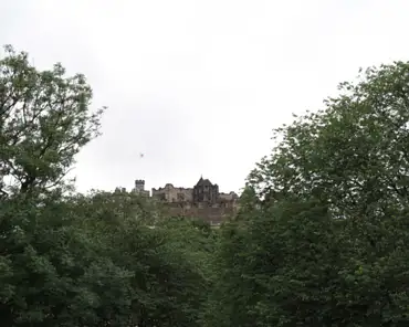 img_1050 The castle of Edinbourgh was built from the 12th century onwards and became the official residence of the Scottish royalty until James VI of Scotland became...