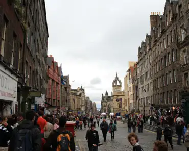 img_1153 The royal mile, a mile-long avenue leading to the castle.