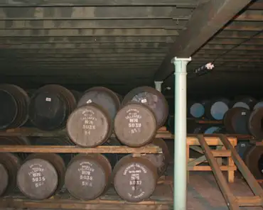 Talisker_distillery_2 Talisker distillery: whisky barrils