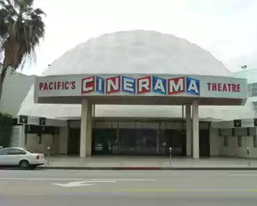 P1030171 Cinerama dome, built in 1963,