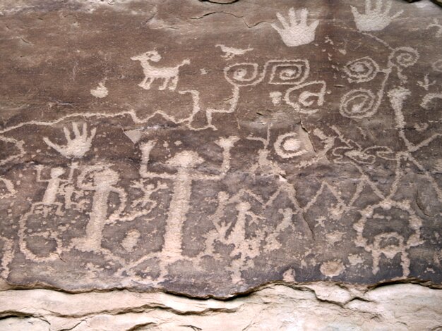 Petroglyph Point Trail