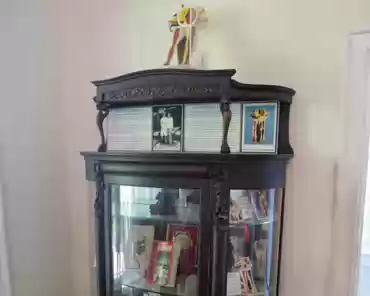 P1050788 Mexican furniture, 19th century.