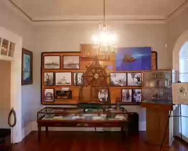 P1050800 Boys' bedroom.