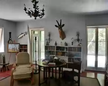 P1050813 Hemingway's office.