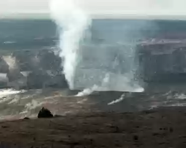 20140214-224018 Halemaumau crater.