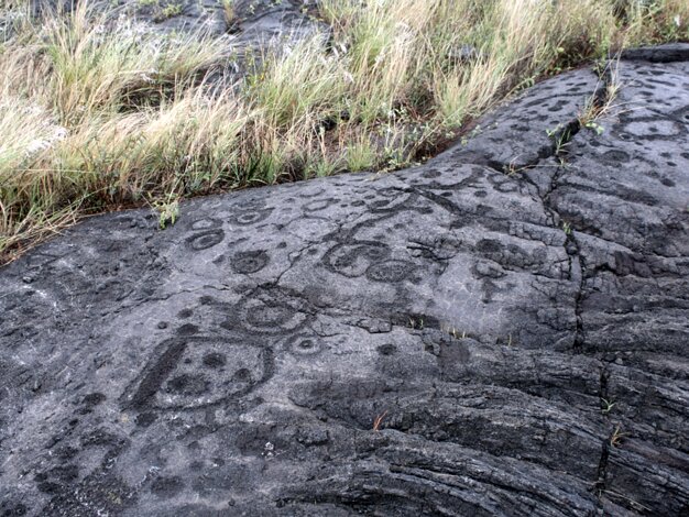 Pu'uloa petroglyphs